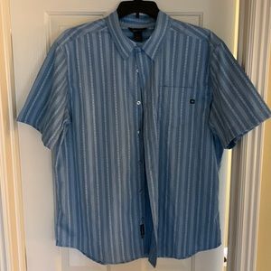 Men’s Marmot brand XL button up collared shirt